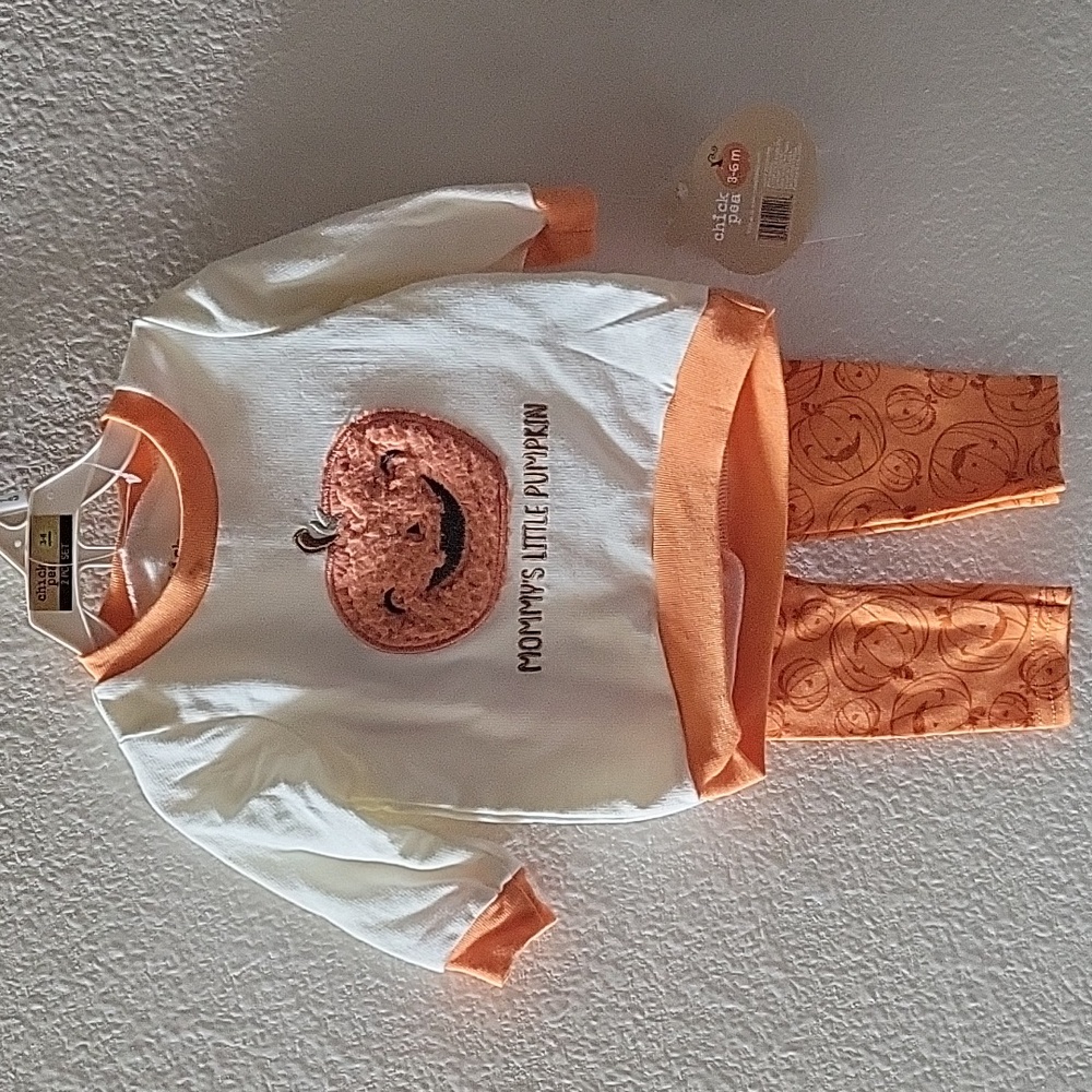 Mommy's little Pumpkin #halloween